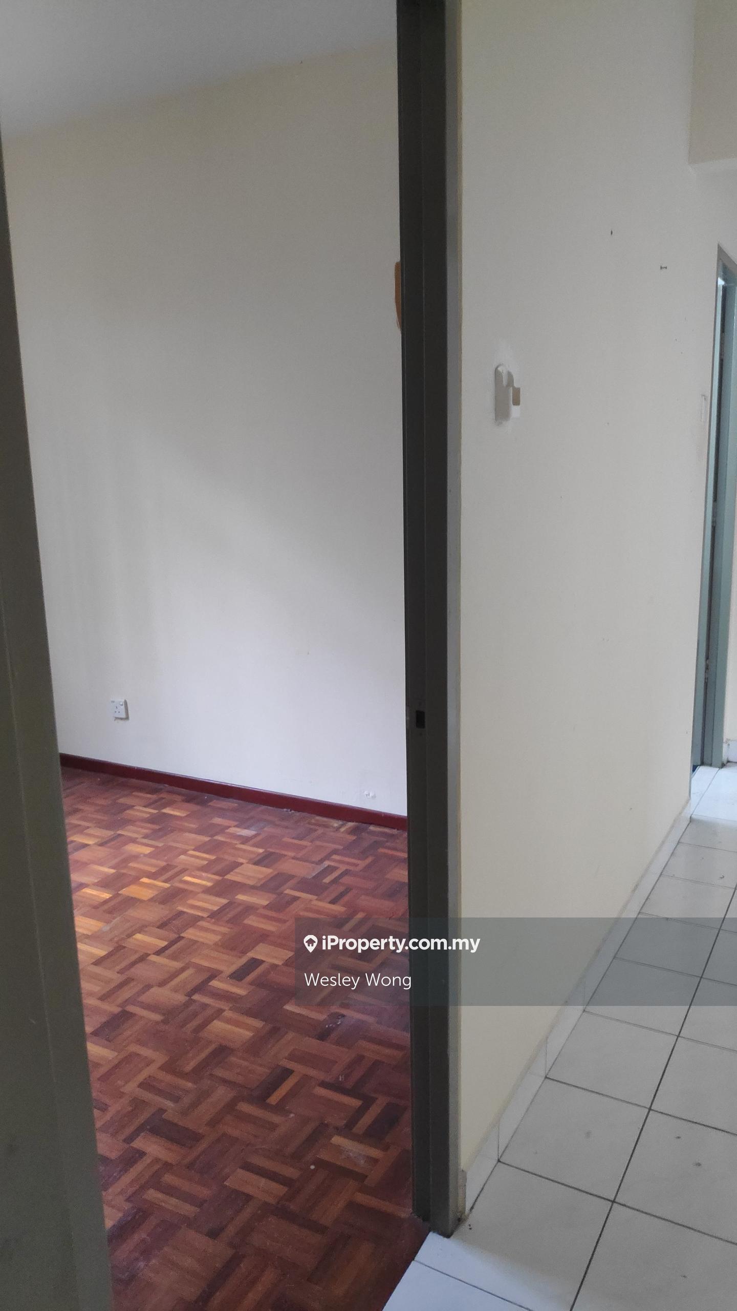 Apartment for Sale in Crystal Tower (Pangsapuri Kristal) by Wesley Wong - iProperty.com.my