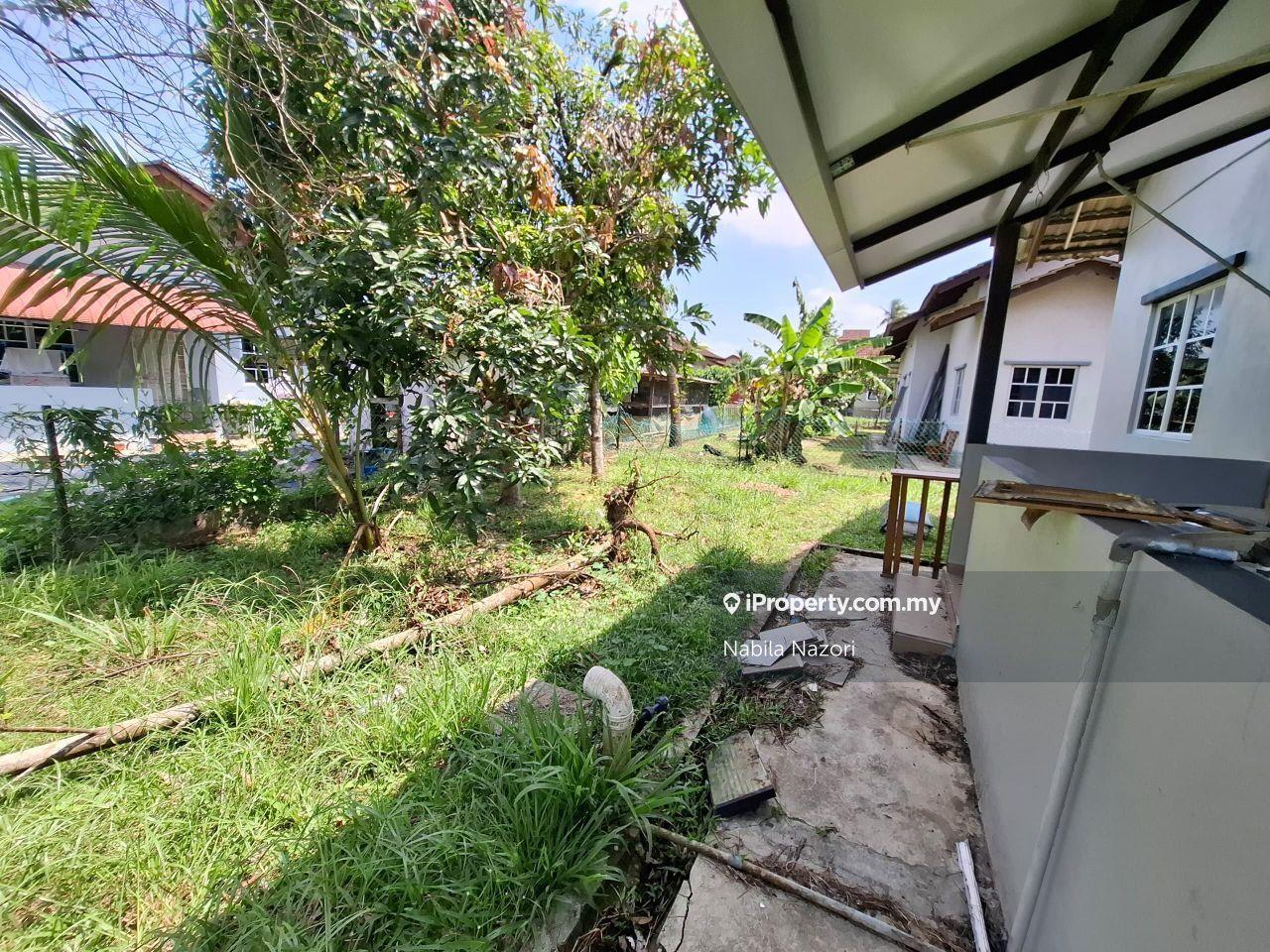 Banglo untuk Dijual di Kampung Kenali, Kubang Kerian oleh Nabila Nazori - iProperty.com.my