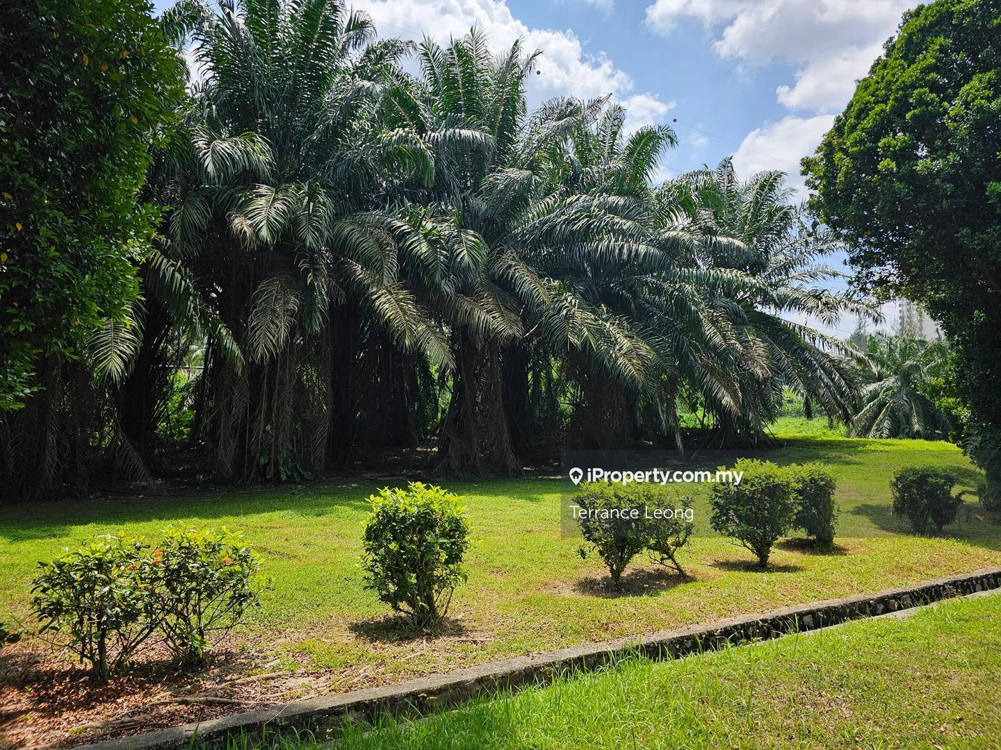 Banglo Tanah untuk Dijual di Corner The Mines wellness city seri kembangan, Seri Kembangan oleh Terrance Leong - iProperty.com.my