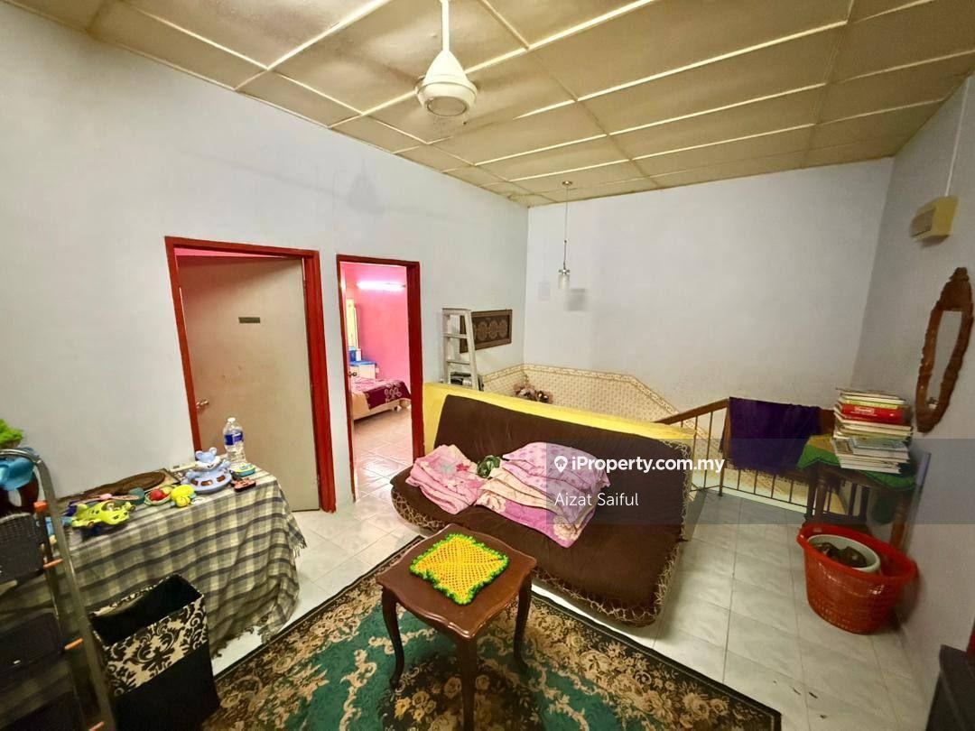 Rumah Teres untuk Dijual di Seksyen 4, Bangi oleh Aizat Saiful - iProperty.com.my