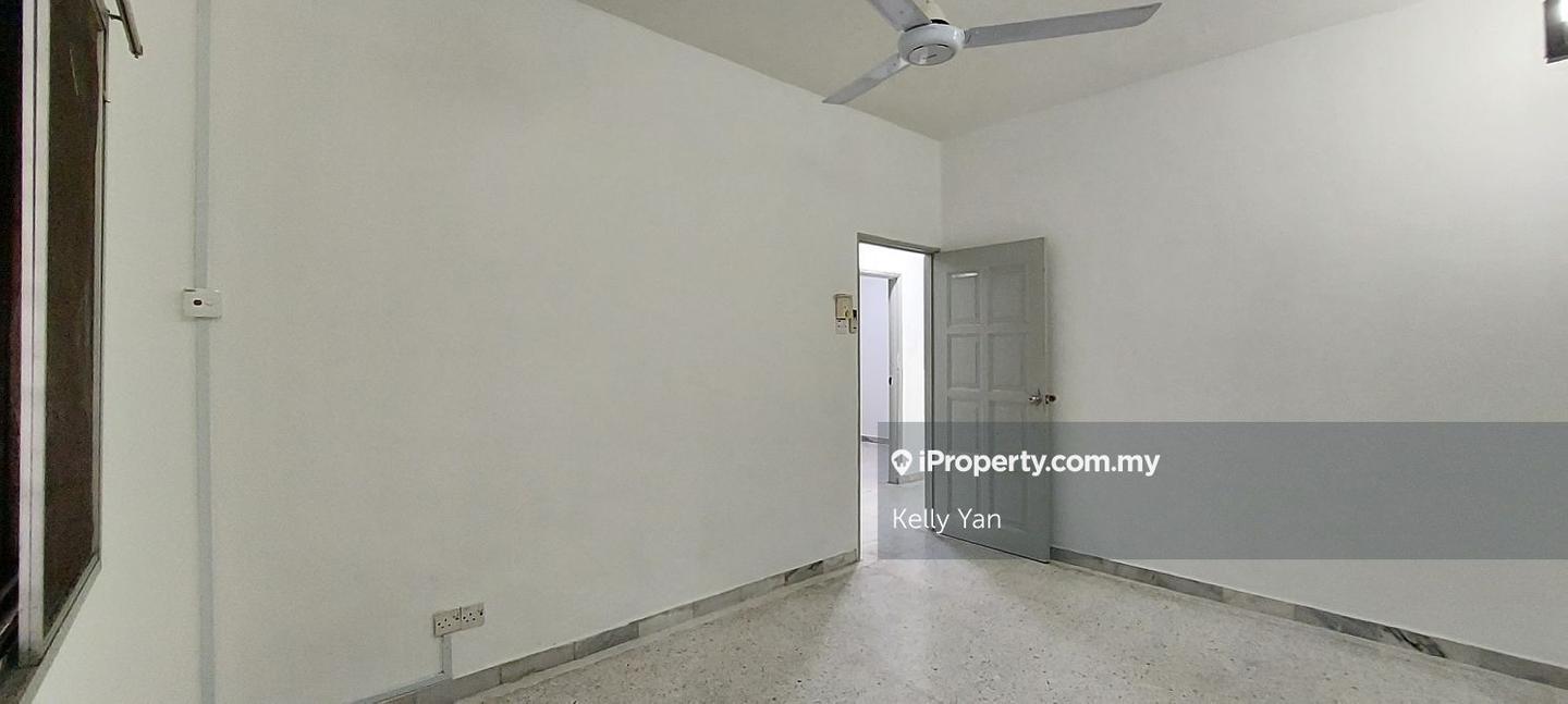 Townhouse for Sale in Pandan Indah, Ampang by Kelly Yan Kai Lit - iProperty.com.my