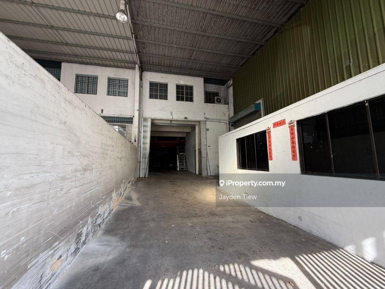 Kilang Teres untuk Disewa di Taman Mount Austin, Tebrau oleh Jayden Tiew - iProperty.com.my