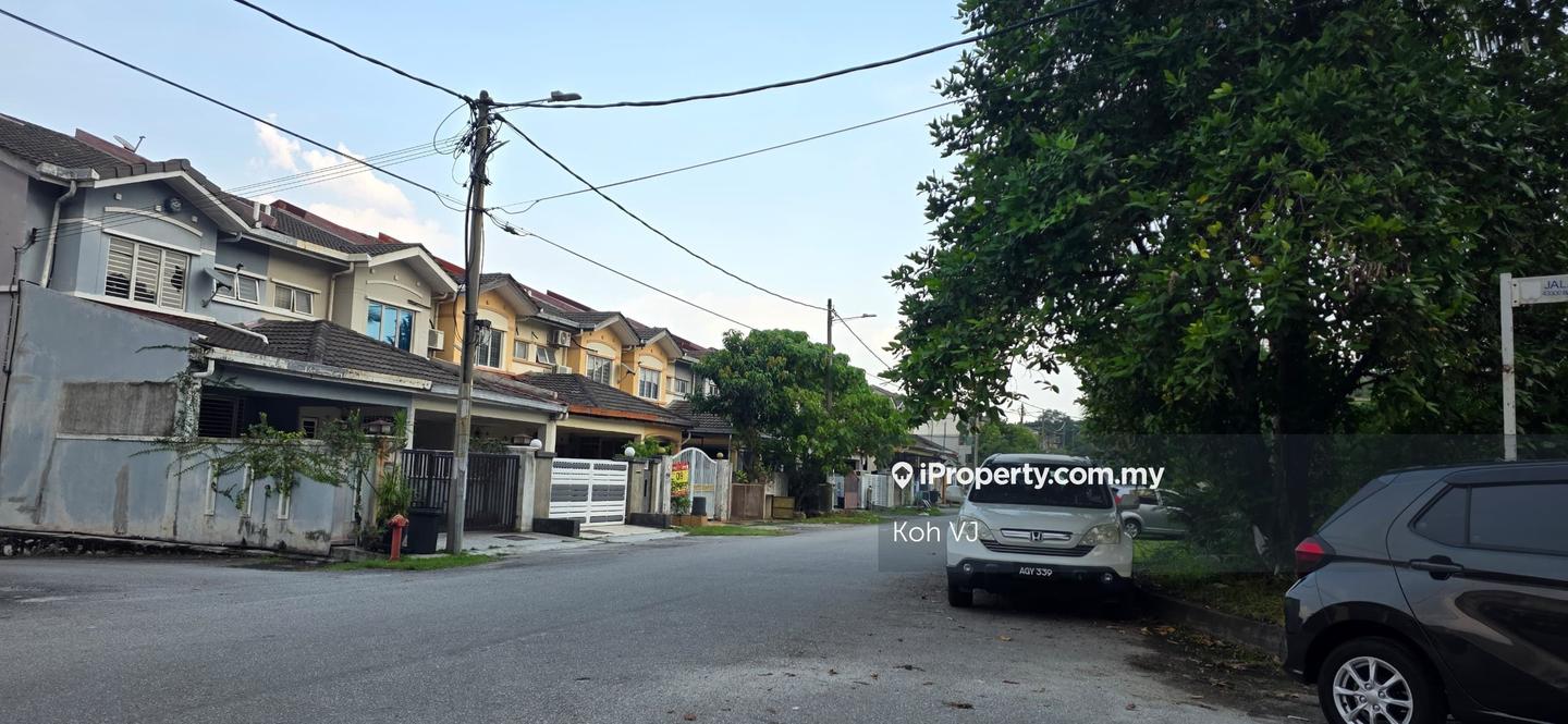 Rumah Berangkai 2 Tingkat untuk Dijual di Taman Puncak Jalil, Seri Kembangan oleh Koh VJ - iProperty.com.my