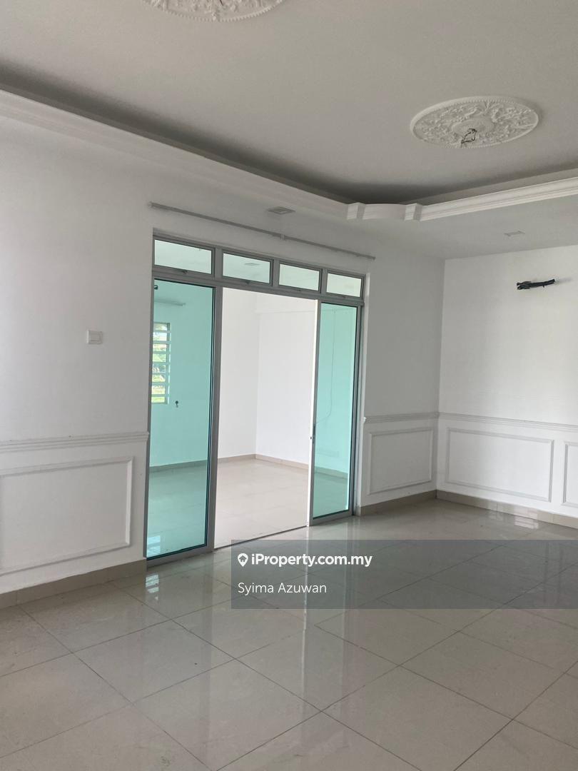 Rumah Berangkai 2 Tingkat untuk Dijual di Telok Panglima Garang, Selangor oleh Syima Azuwan - iProperty.com.my
