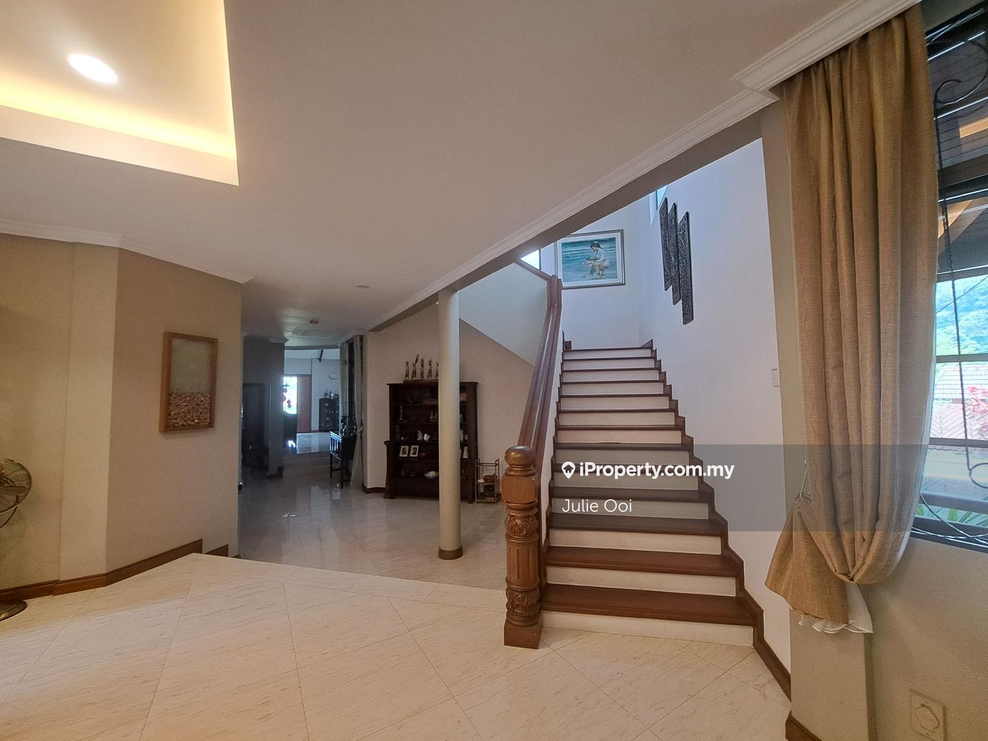 Banglo untuk Disewa di Taman Hillview, Ampang oleh Julie Ooi - iProperty.com.my