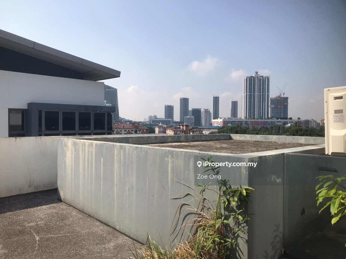 Bungalow House for Sale in Bayu 23 , Seksyen 11, Kota Damansara, Kota Damansara by Zoe Ong - iProperty.com.my
