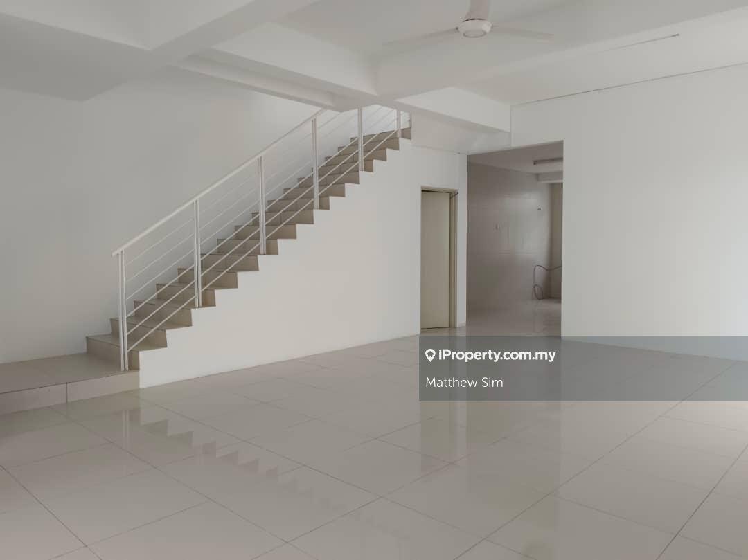 Semi-Detached House for Sale in Bandar Saujana Putra, Jenjarom by Matthew Sim - iProperty.com.my