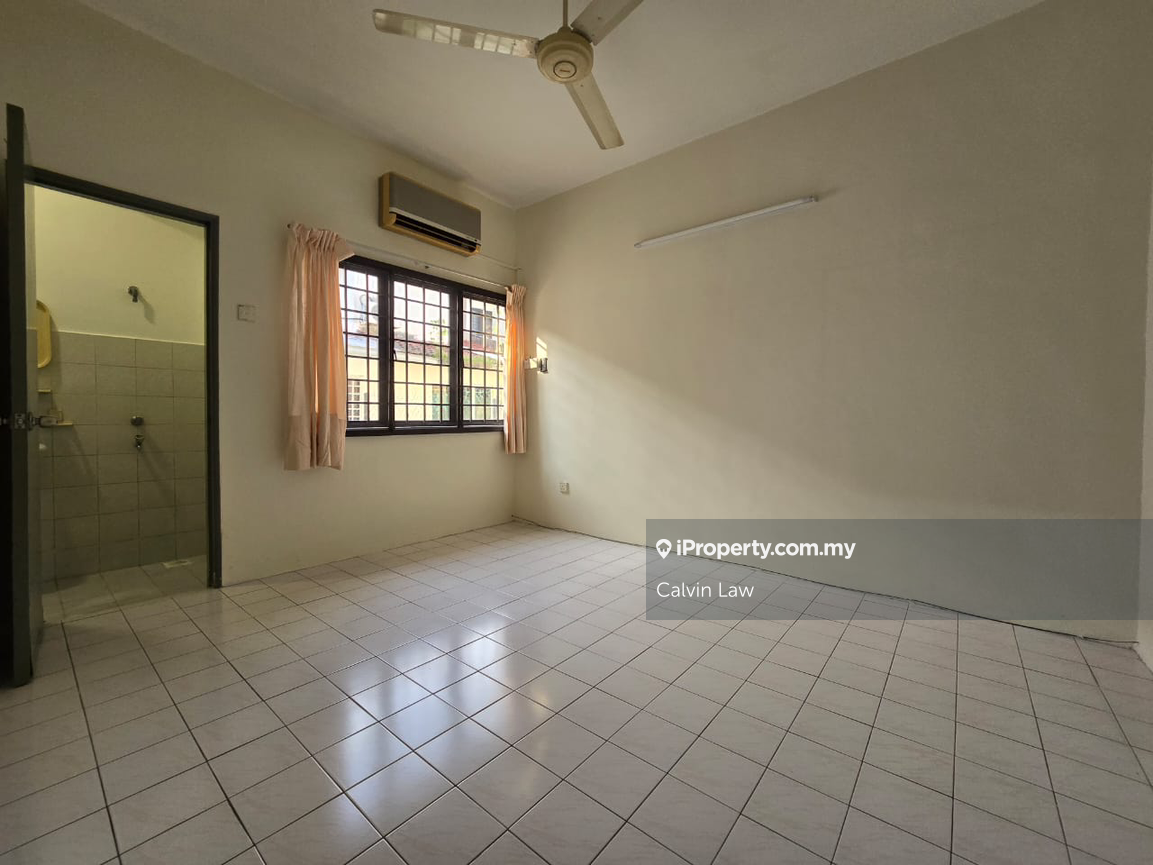 Rumah Berangkai 2 Tingkat untuk Dijual di Bu10 ( face green) Damansara Petaling Jaya, Bandar Utama oleh Calvin Law - iProperty.com.my
