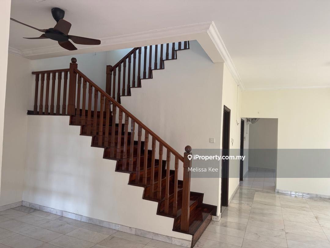 Rumah Berkembar untuk Disewa di 2 sty link bungalow for Rent - semi furnished, Petaling Jaya oleh Melissa Kee - iProperty.com.my