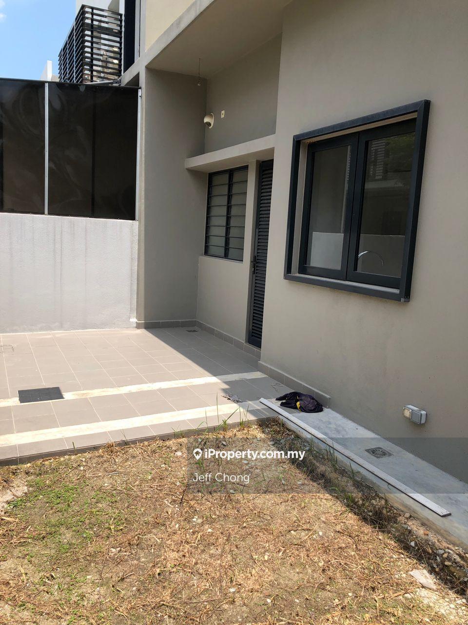 Rumah Berkembar untuk Dijual di Bandar Tropicana Aman, Telok Panglima Garang oleh Jeff Chong - iProperty.com.my