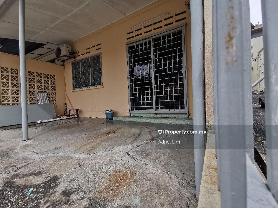 Rumah Berangkai 1 Tingkat untuk Disewa di Salak Selatan, Kuala Lumpur oleh Adriel Lim - iProperty.com.my