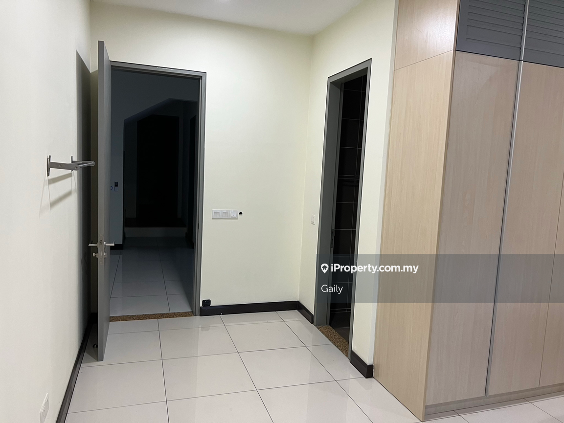 Rumah Berangkai 3 Tingkat untuk Dijual di Symphony Hills, Cyberjaya oleh Gaily - iProperty.com.my