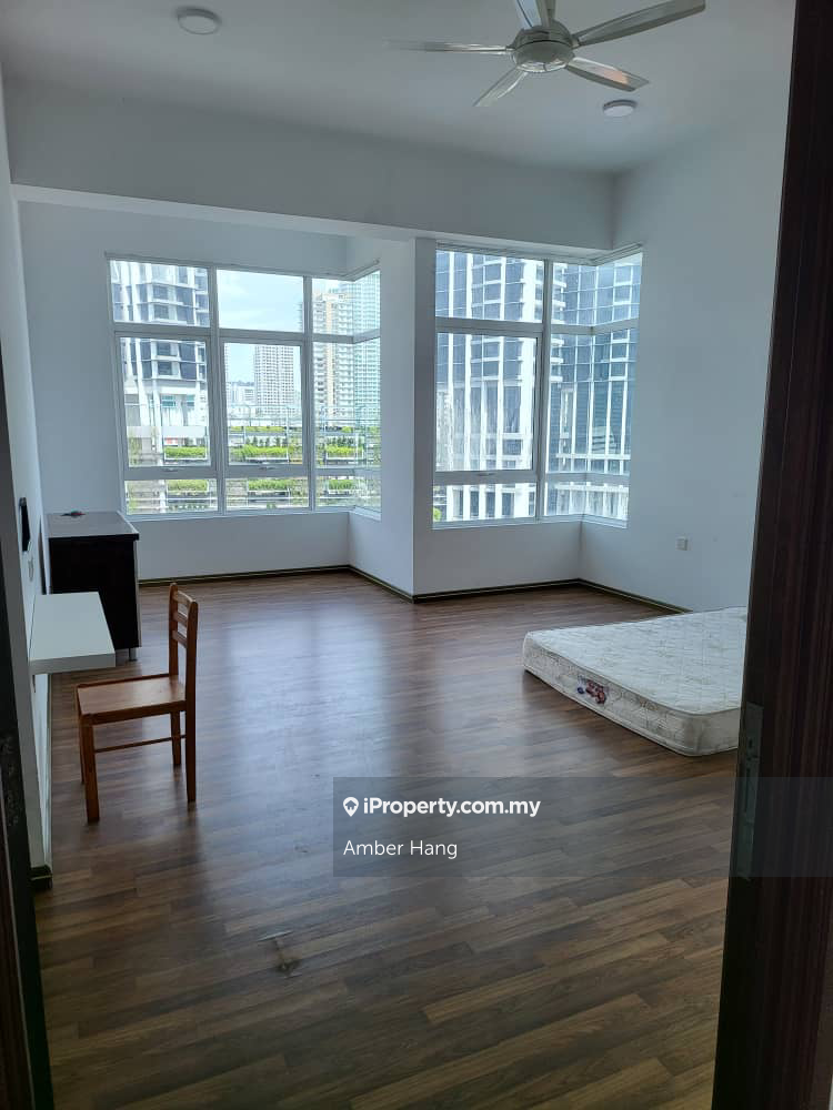 Kondominium untuk Dijual di H Residence (One Ritz Residence / Kelawai View) oleh Amber Hang - iProperty.com.my