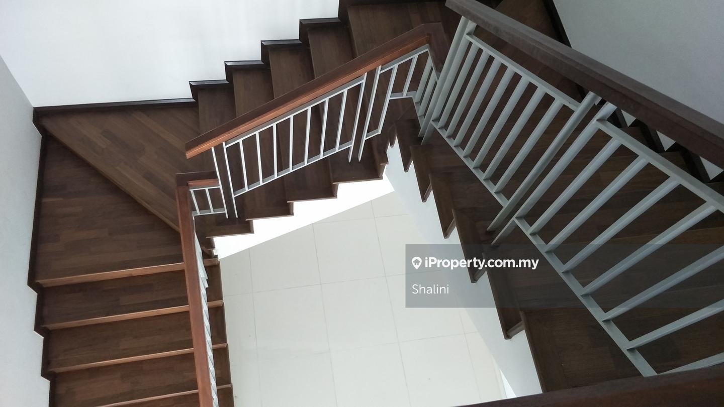 Rumah Berkembar untuk Dijual di Saujana Impian, Kajang oleh Shalini - iProperty.com.my