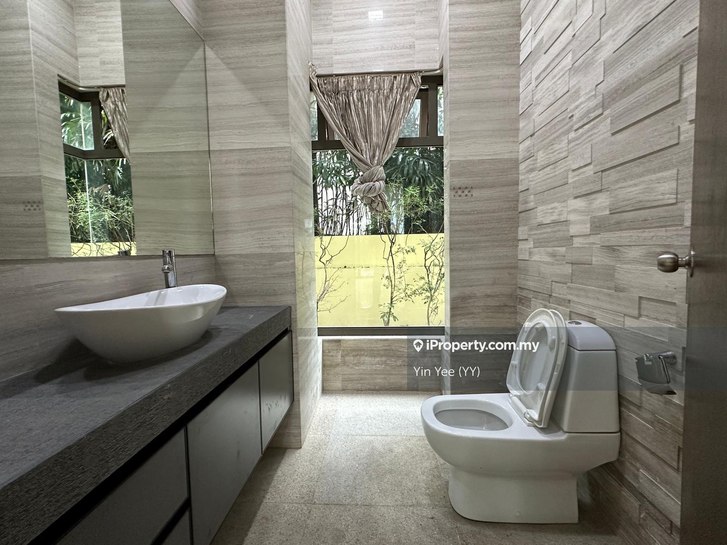 Bungalow House for Sale in Bukit Gita Bayu, Seri Kembangan by Yin Yee (YY) - iProperty.com.my