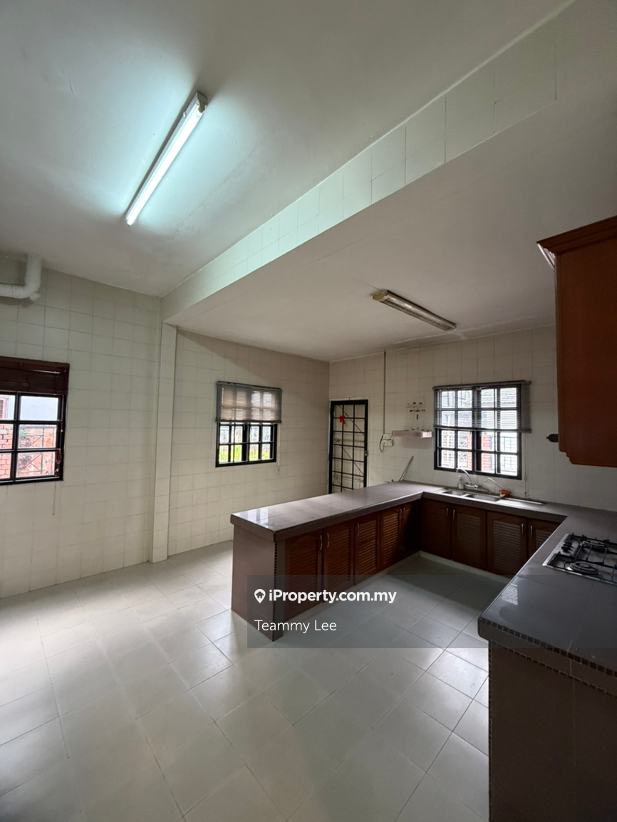 Bungalow House for Sale in Sungai Long, Bandar Sungai Long by Teammy Lee - iProperty.com.my