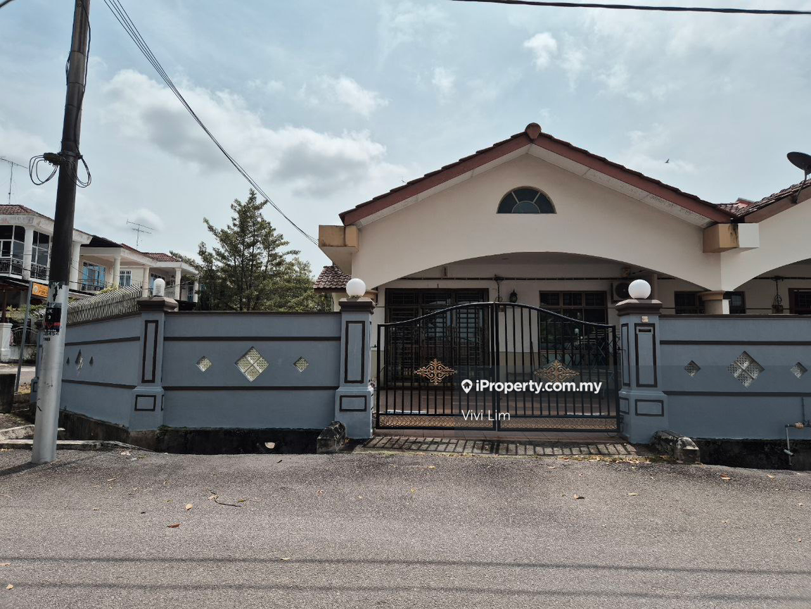1-storey Terraced House for Rent in Kluang Taman Seri Suria (Corner Lot), Kluang by Vivi Lim - iProperty.com.my