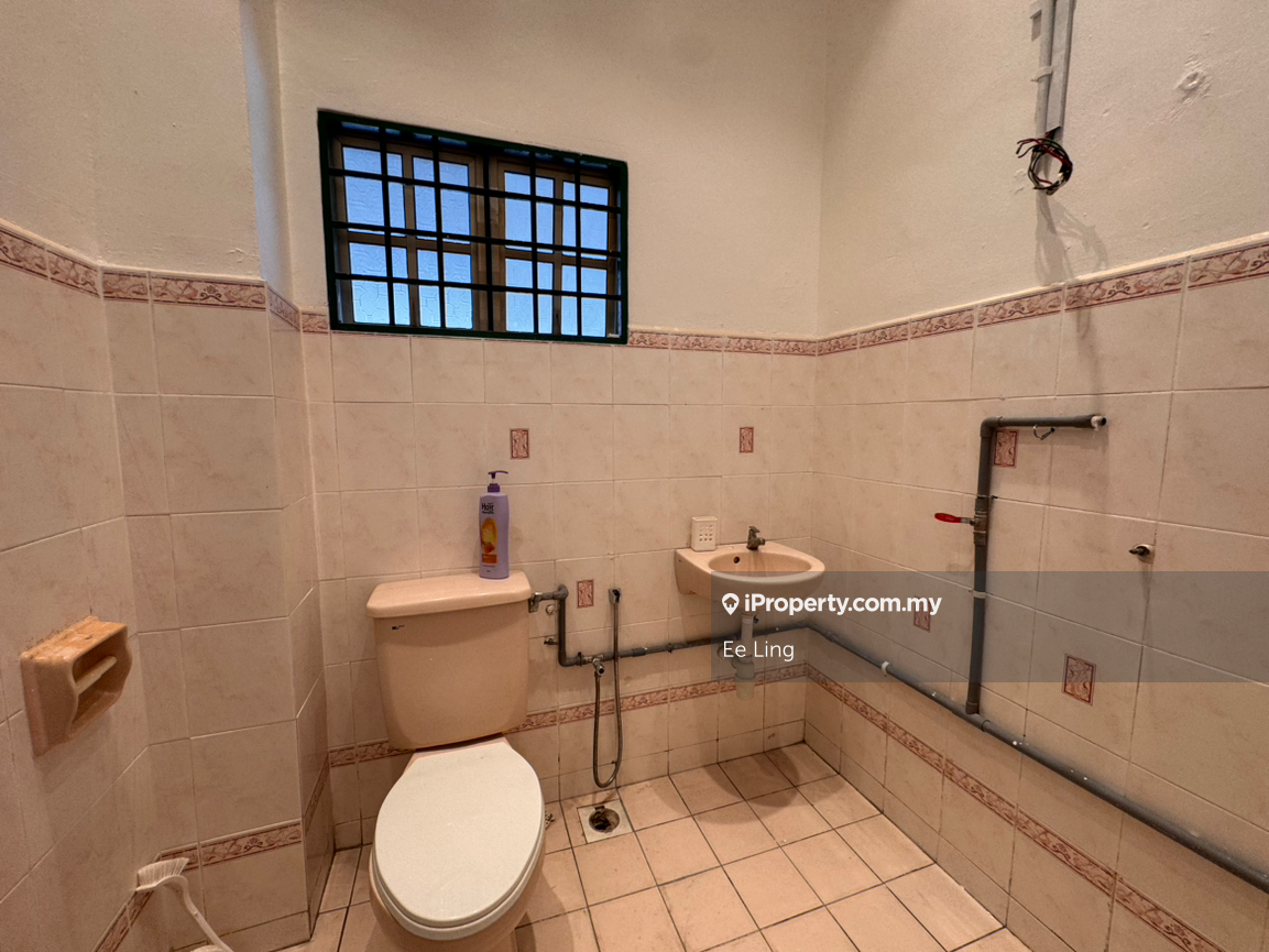 Rumah Berangkai 2.5 Tingkat untuk Disewa di BANDAR PUCHONG JAYA, Puchong oleh Ee Ling - iProperty.com.my