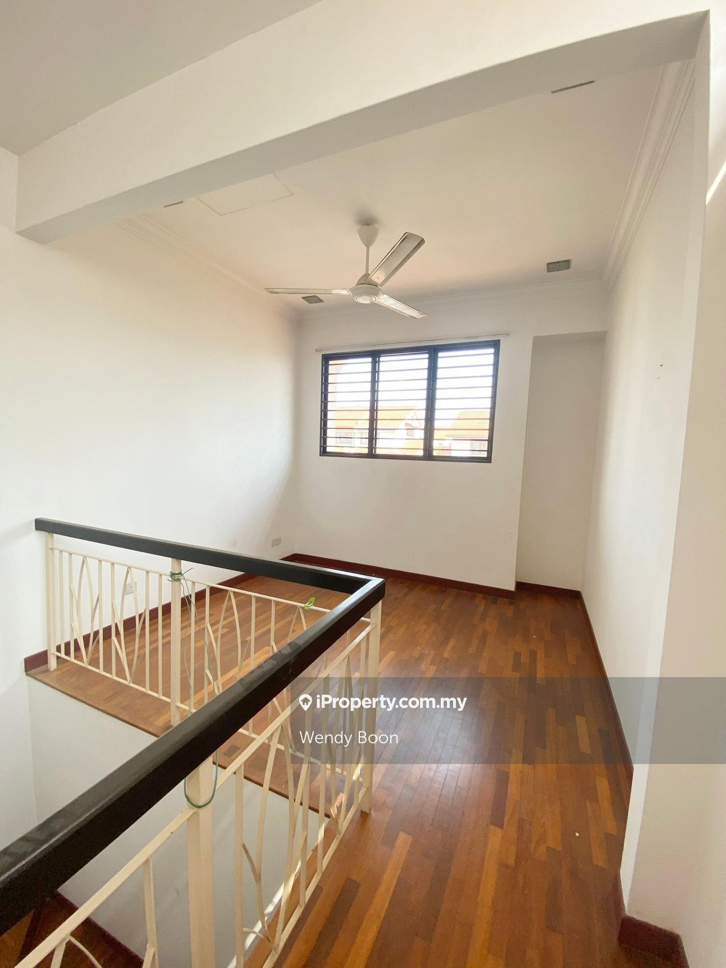Rumah Berangkai 2.5 Tingkat untuk Disewa di Bandar Puteri Puchong, Puchong oleh Wendy Boon - iProperty.com.my