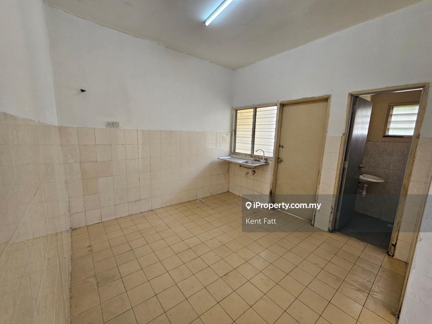 Rumah Berangkai 2 Tingkat untuk Dijual di Taman Universiti, Bangi oleh Kent Fatt - iProperty.com.my