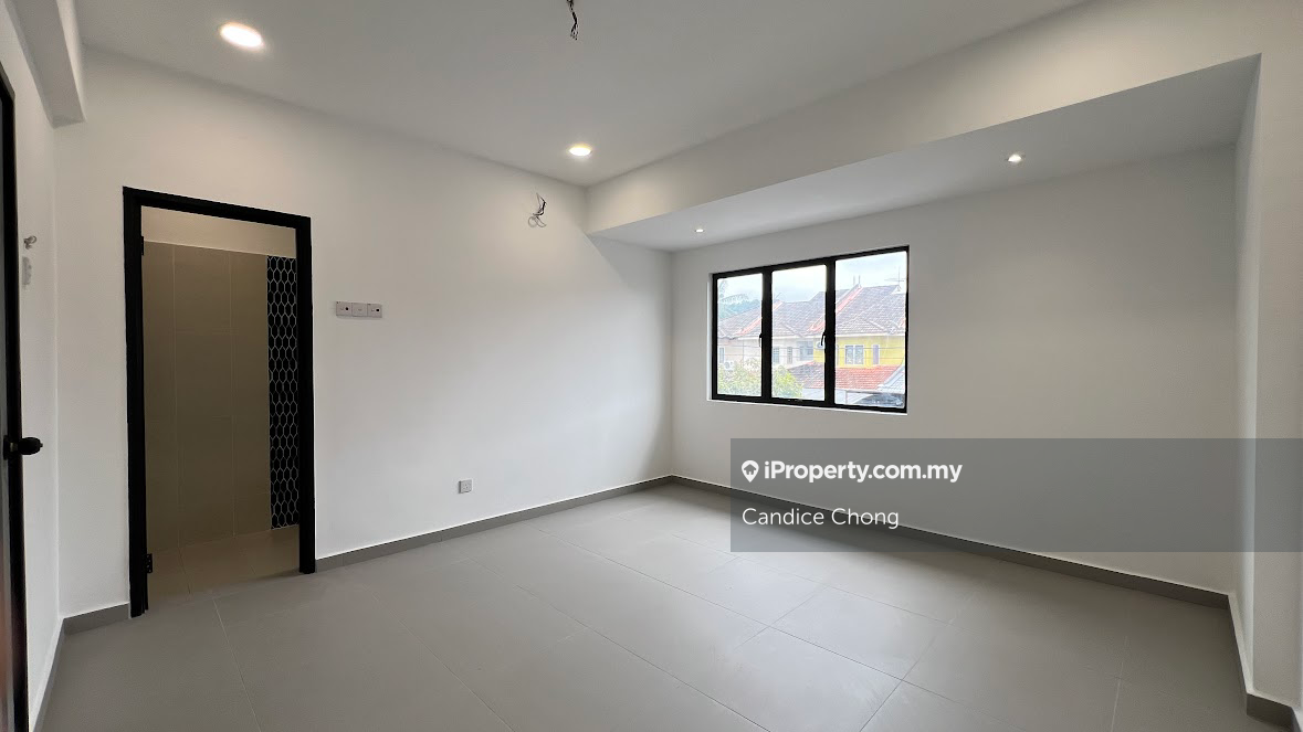 2-storey Terraced House for Sale in TAMAN PUCHONG UTAMA, Puchong by Candice Chong - iProperty.com.my