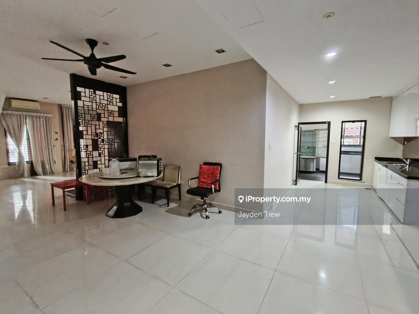 Commercial Bungalow for Rent in Taman Pelangi, Johor Bahru by Jayden Tiew - iProperty.com.my