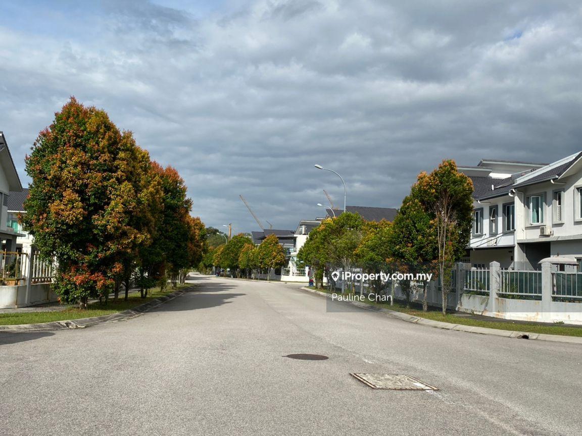 Bungalow House for Sale in Taman Equine, Seri Kembangan by Pauline Chan - iProperty.com.my