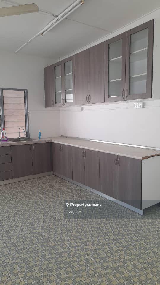 Bungalow House for Sale in Taman Melawis, Klang by Emily Lim - iProperty.com.my