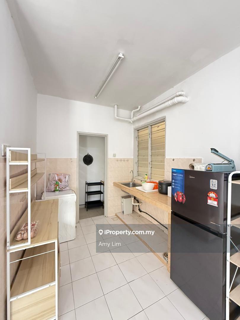 Apartment for Sale in Vista Pinggiran Apartment by Amy Lim - iProperty.com.my