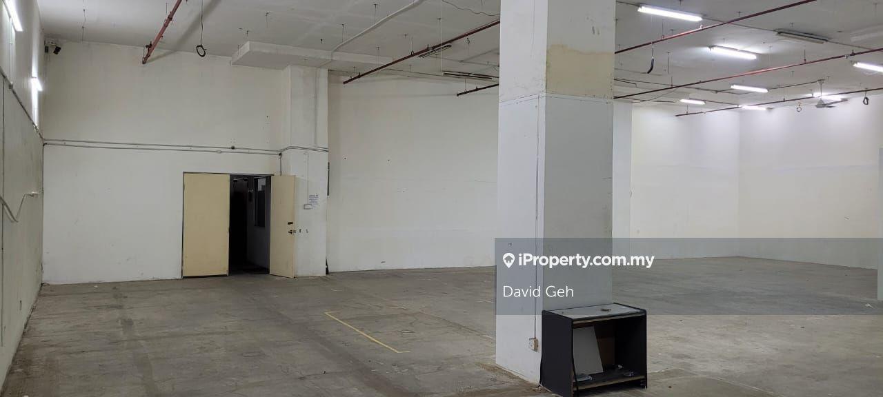 Warehouse for Rent in Taman Desa Serdang, Seri Kembangan by David Geh - iProperty.com.my
