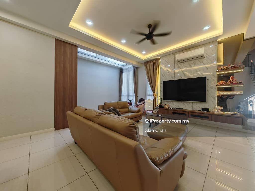 Rumah Berangkai 3 Tingkat untuk Dijual di Sierra 6 @ Bandar 16 Sierra Puchong, Puchong oleh Alan Chan - iProperty.com.my