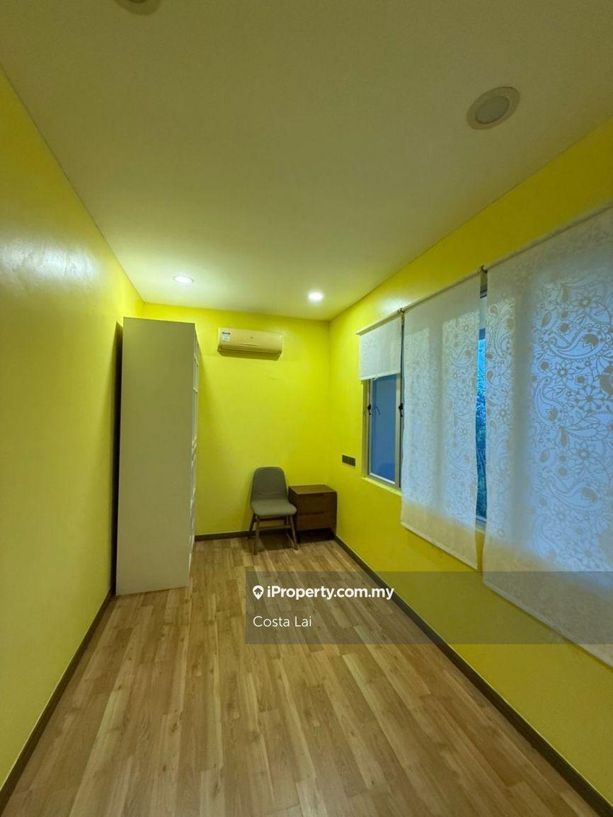 3-storey Terraced House for Sale in Academia Lane, Samarahan by Costa Lai - iProperty.com.my