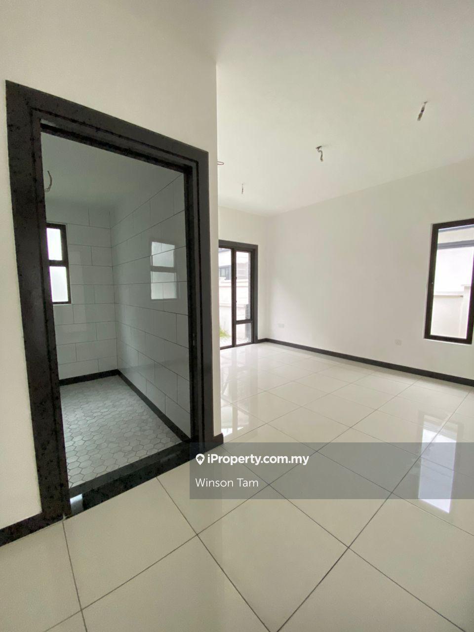 Rumah Berkembar untuk Dijual di Shah Alam, Selangor oleh Winson Tam - iProperty.com.my