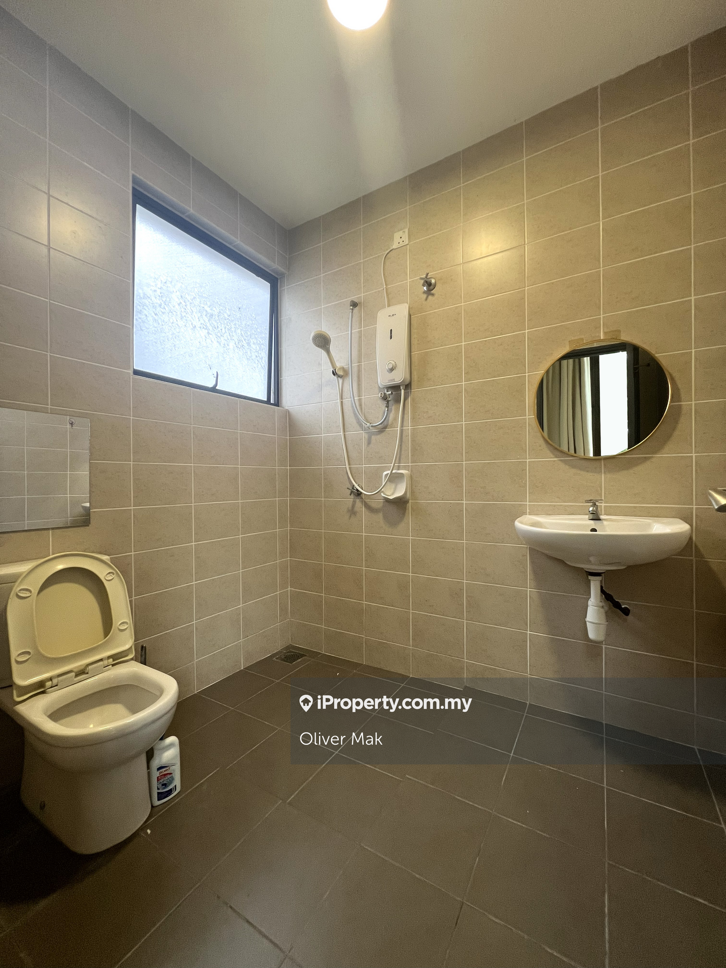 Rumah Berangkai 2.5 Tingkat untuk Disewa di Kinrara Residence, Puchong oleh Oliver Mak - iProperty.com.my