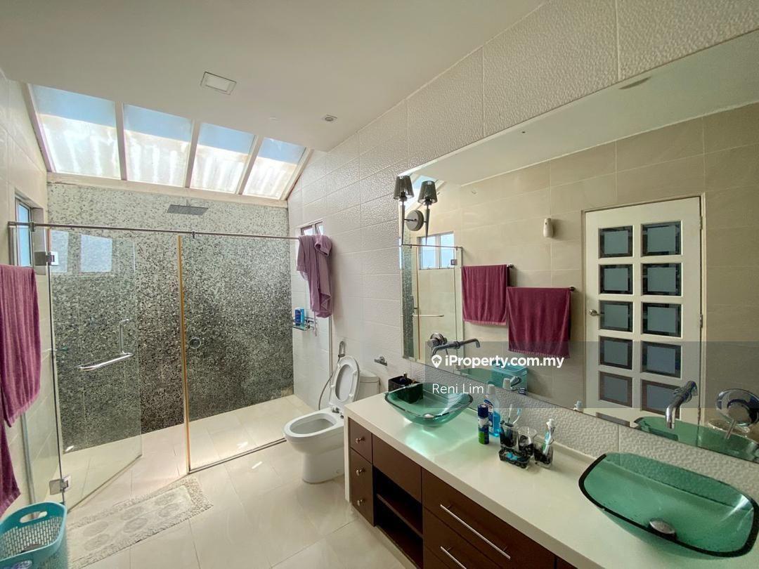Bungalow House for Sale in Seksyen 8, Kota Damansara by Reni Lim - iProperty.com.my