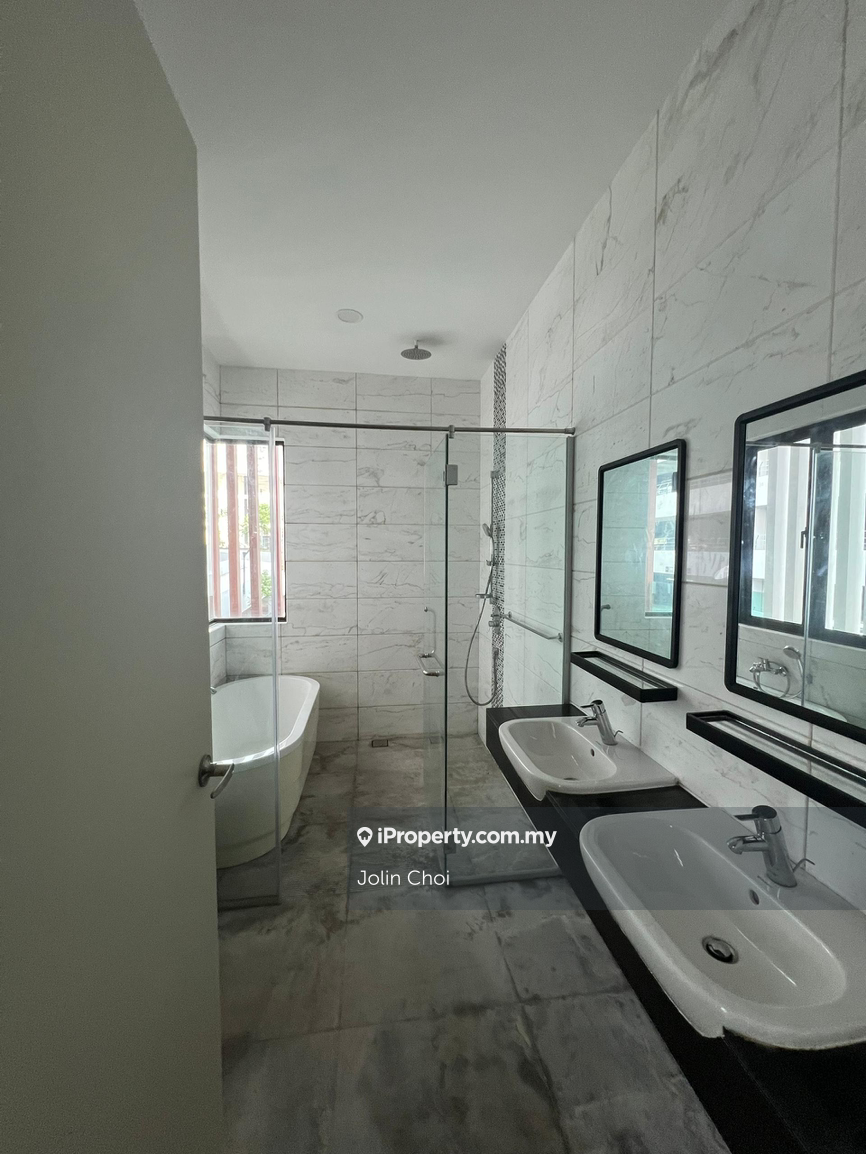 Rumah Berkembar untuk Dijual di Bandar Puteri Puchong, Puchong oleh Jolin Choi - iProperty.com.my