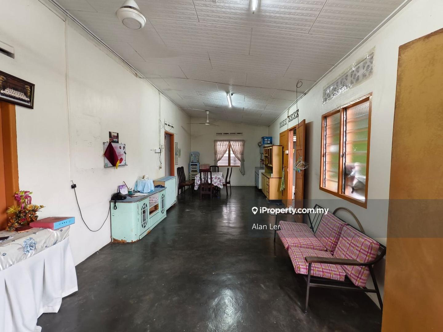 Rumah Berangkai 1 Tingkat untuk Dijual di Kampung Poh Chee Leng, Skudai oleh Alan Ler - iProperty.com.my