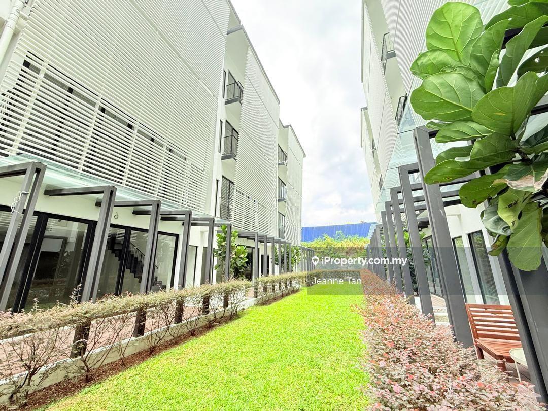 Townhouse for Rent in Kampung Sungai Kayu Ara, Petaling Jaya by Jeanne Tan - iProperty.com.my