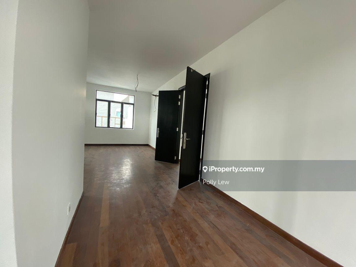 Bungalow House for Sale in Wira Mutiara Sungai Long, Bandar Sungai Long by Polly Lew - iProperty.com.my