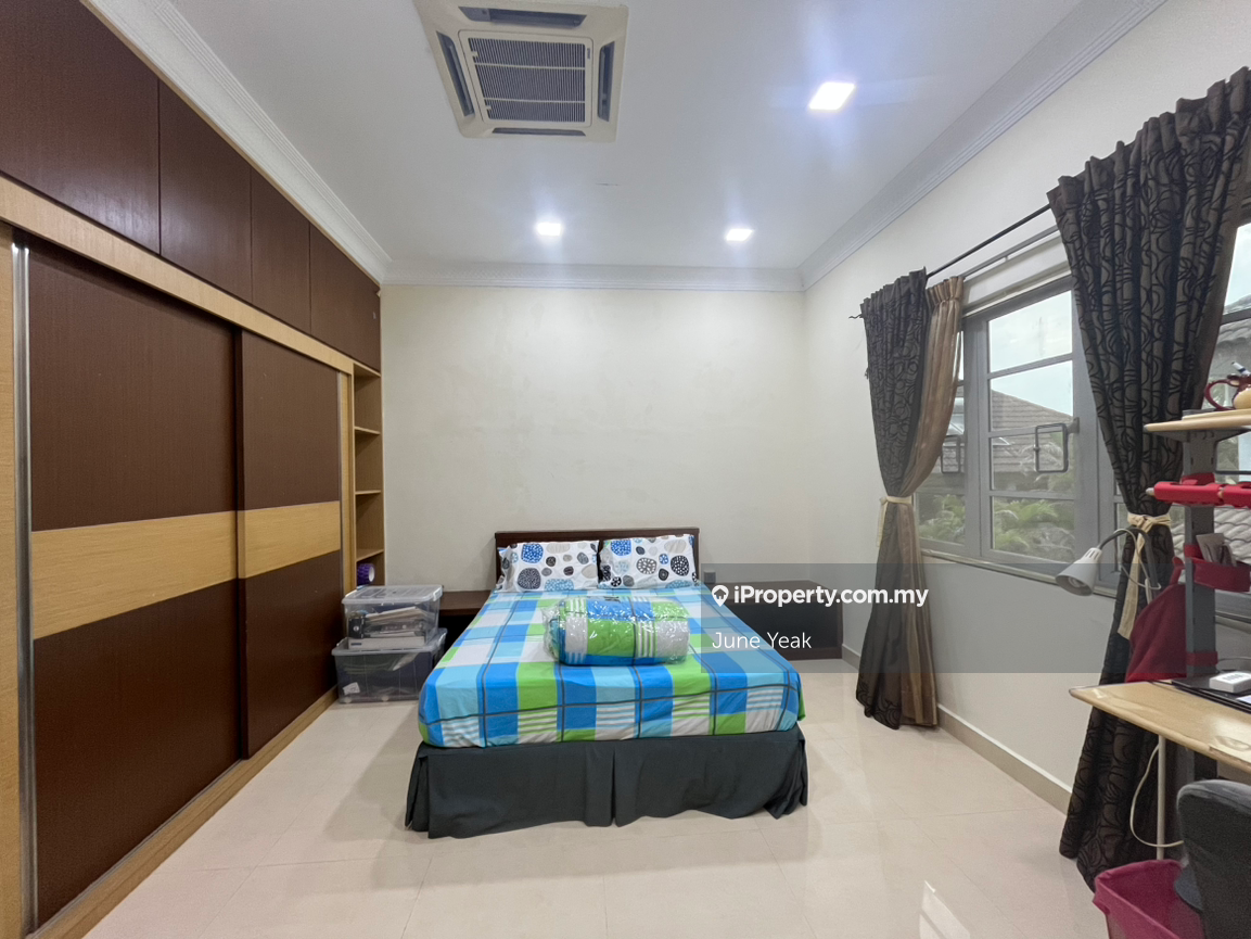 Bungalow House for Sale in Taman Villa Heights, Kajang by June Yeak - iProperty.com.my
