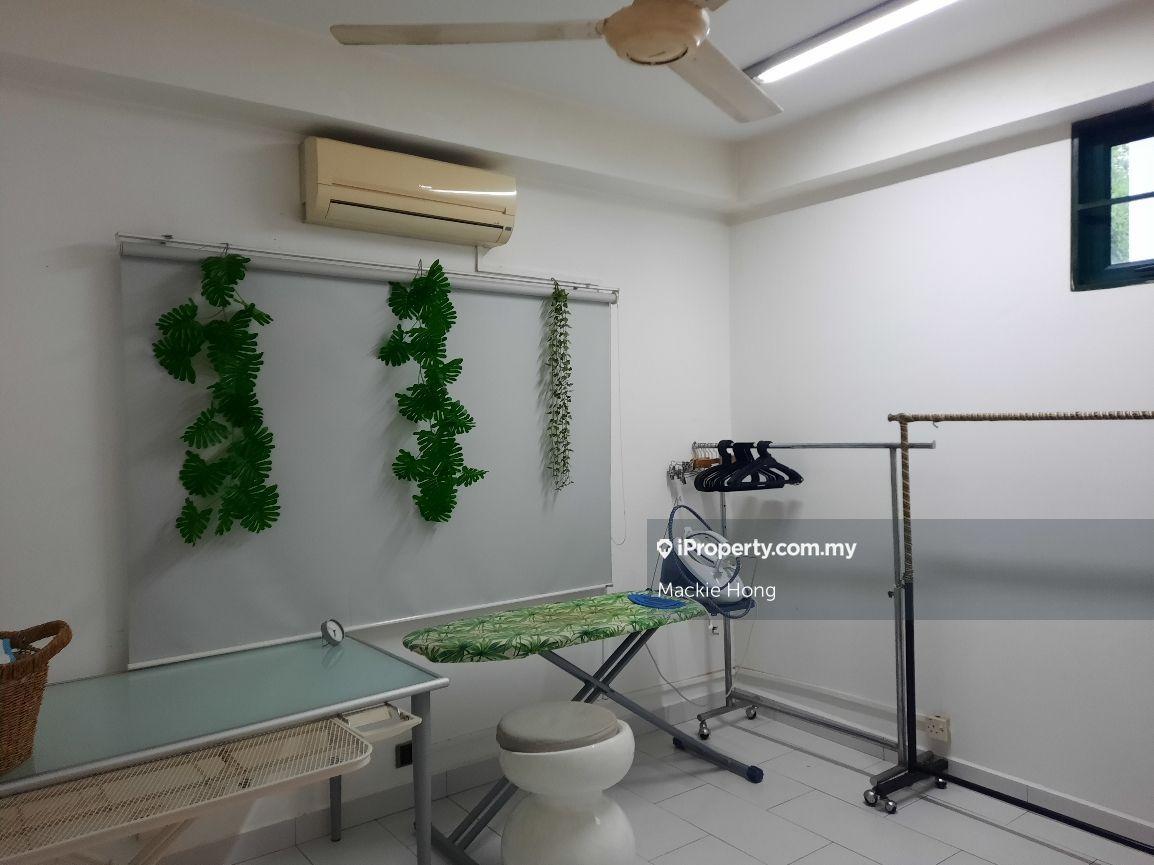 Bungalow House for Sale in Seksyen 13, Shah Alam by Mackie Hong - iProperty.com.my