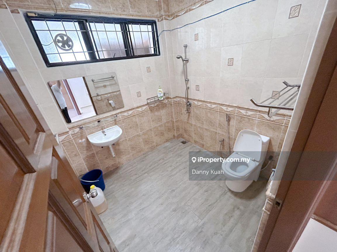 Banglo untuk Dijual di Taman Melaka Perdana, Bukit Katil oleh Danny Kuah - iProperty.com.my