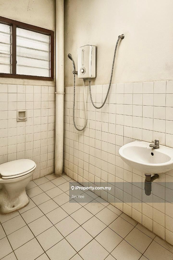 Semi-Detached House for Sale in Taman Putra, Ampang by Jin Yee - iProperty.com.my