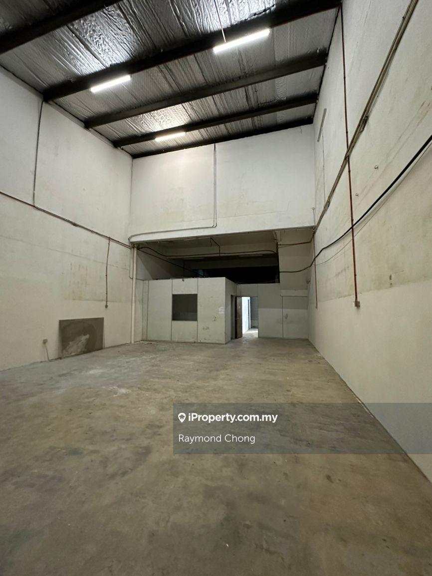 Kilang Teres untuk Dijual di Tpp 5, Tpp 6,, Puchong oleh Raymond Chong - iProperty.com.my