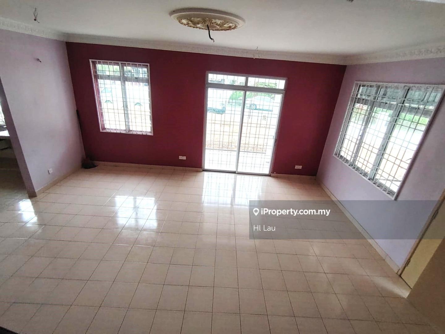 Rumah Berangkai 2 Tingkat untuk Dijual di Taman Tasik Kesuma 2 Sty Free hold Corner House, Semenyih oleh Hl Lau - iProperty.com.my
