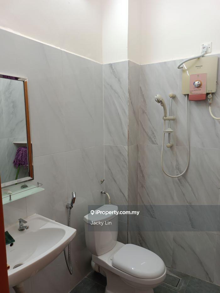 Rumah Berangkai 2 Tingkat untuk Disewa di Taman Saujana Puchong, SP 6, Puchong, Puchong oleh Jacky Lin - iProperty.com.my