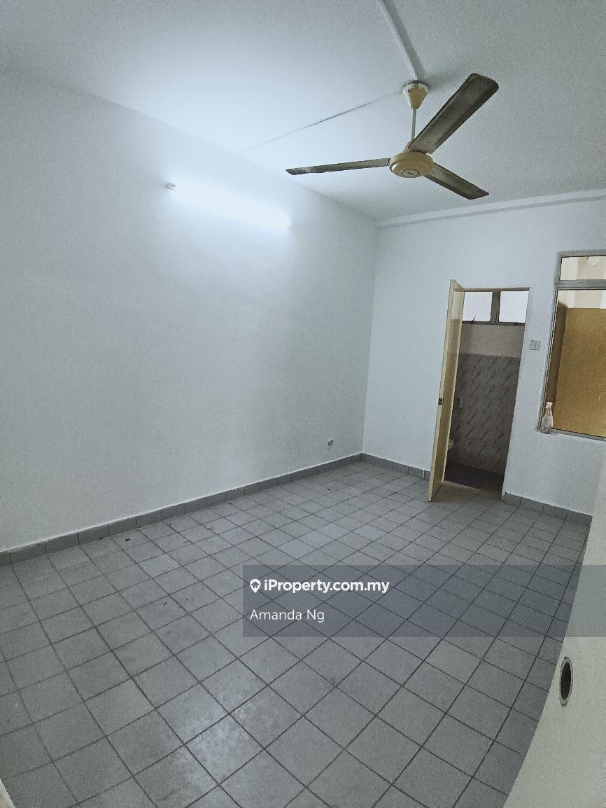 Rumah Berangkai 2 Tingkat untuk Disewa di Bandar Utama 4, Bandar Utama oleh Amanda Ng - iProperty.com.my
