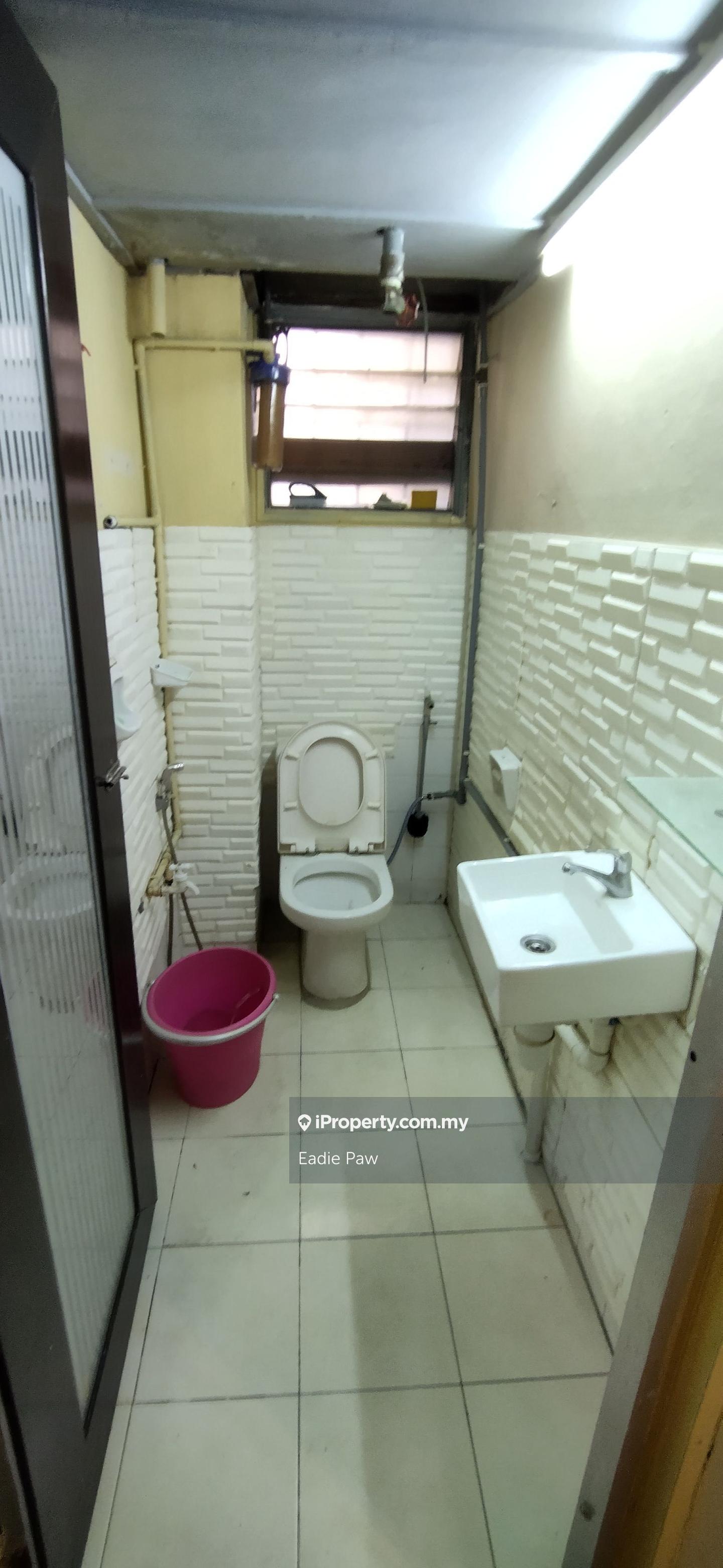 Office for Rent in Pusat Bandar Puchong, Puchong by Eadie Paw - iProperty.com.my