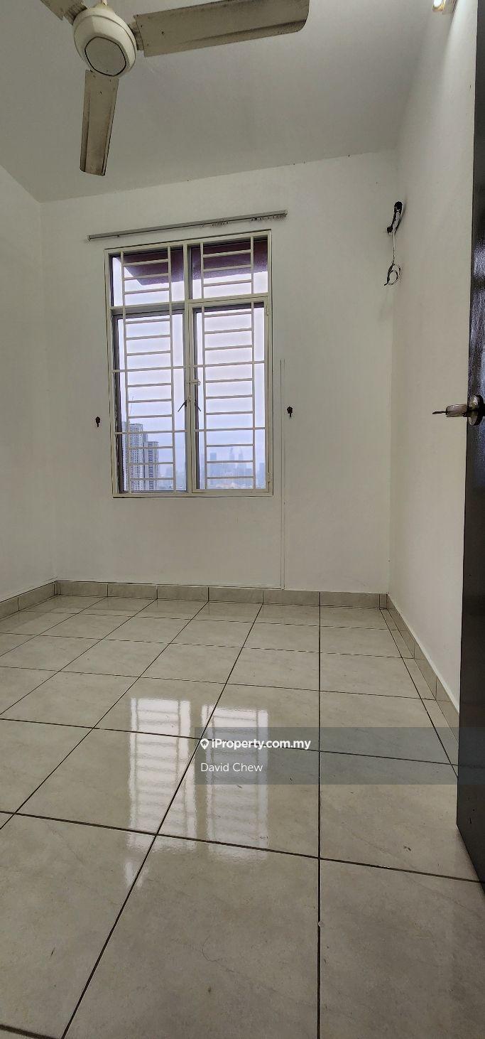 Service Residence for Sale in Diamond Regency by David Chew - iProperty.com.my