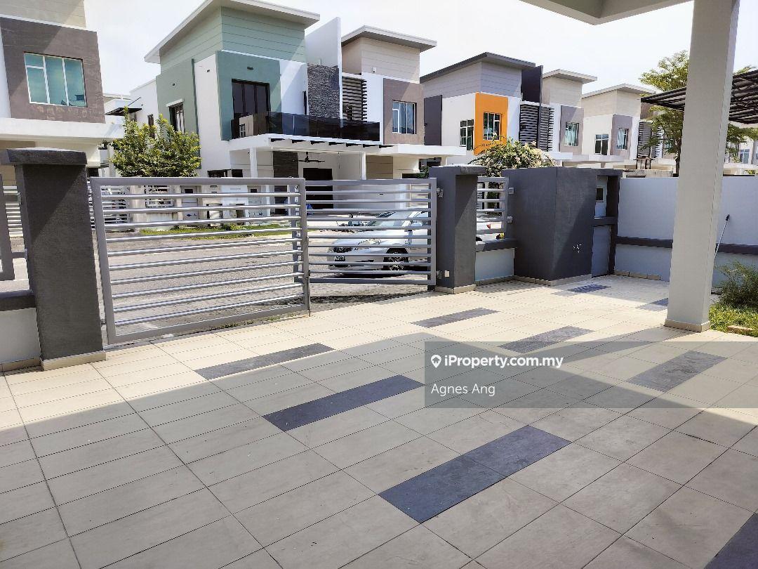 Cluster House for Sale in Canary garden, Klang by Agnes Ang - iProperty.com.my